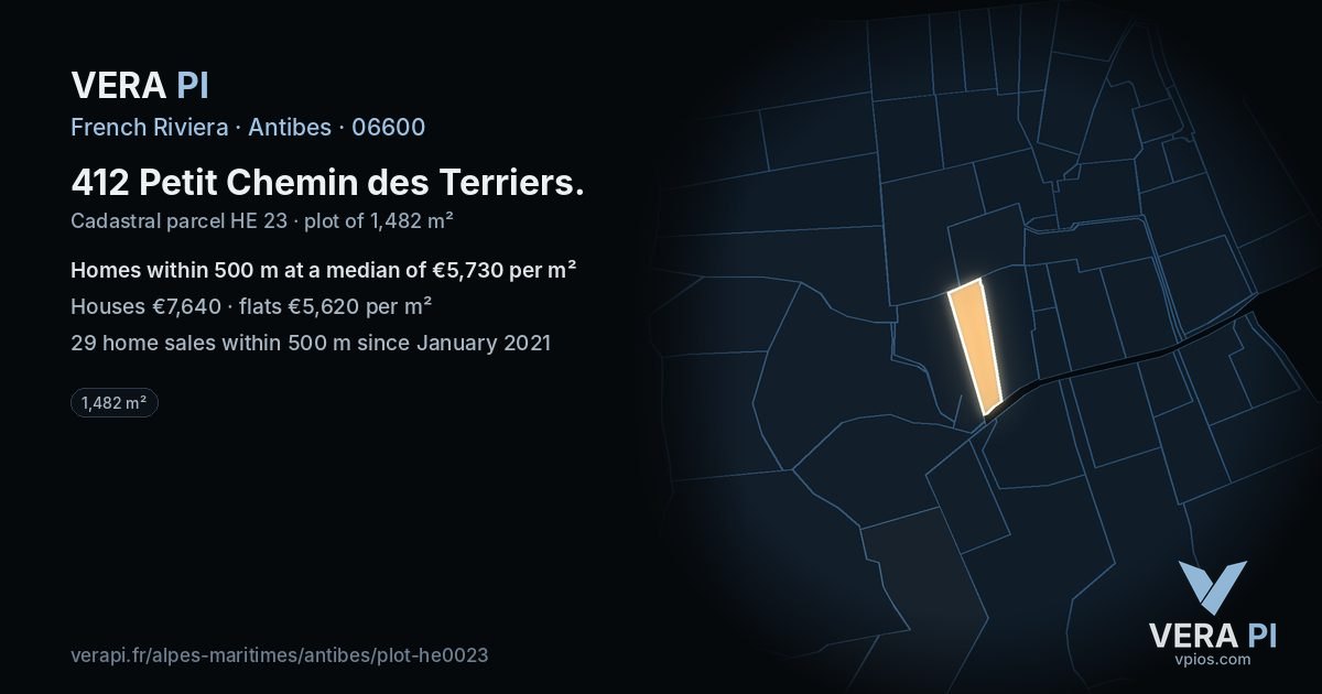 412 Petit Chemin des Terriers, Antibes at night – the plot lit, the parcels around coloured by the prices near them