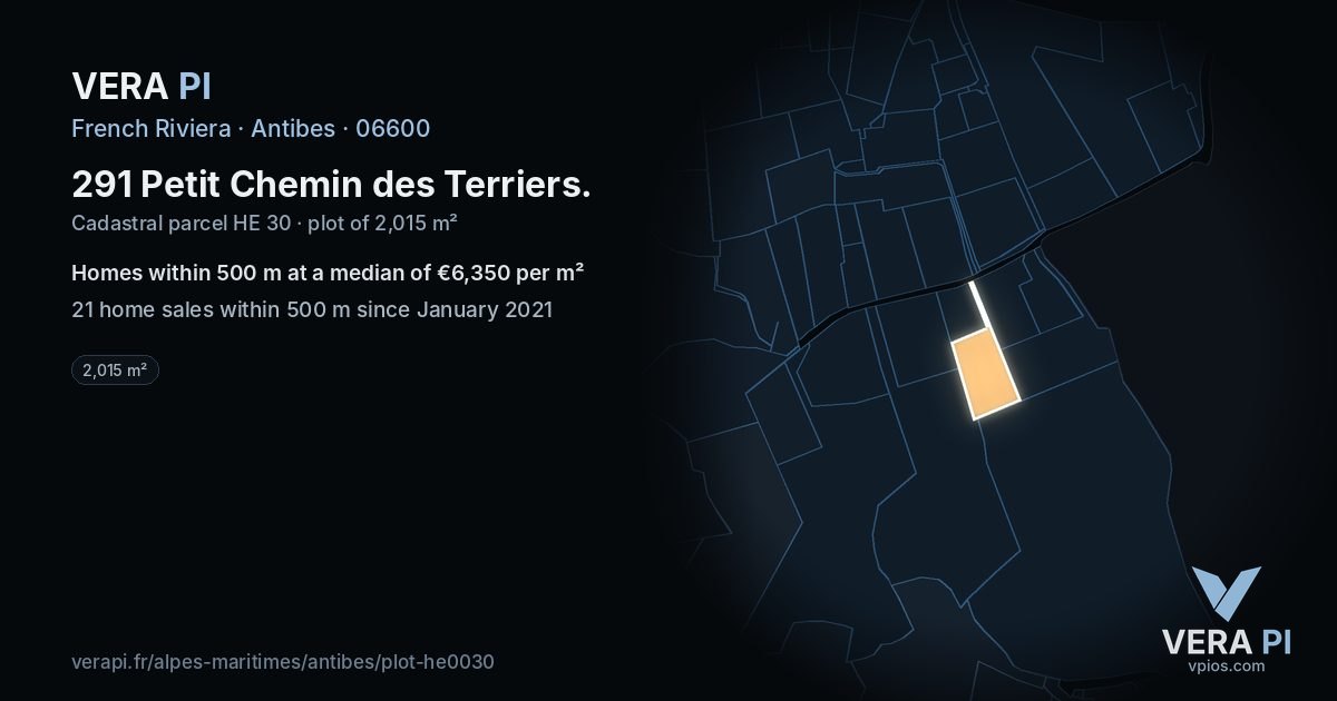 291 Petit Chemin des Terriers, Antibes at night – the plot lit, the parcels around coloured by the prices near them