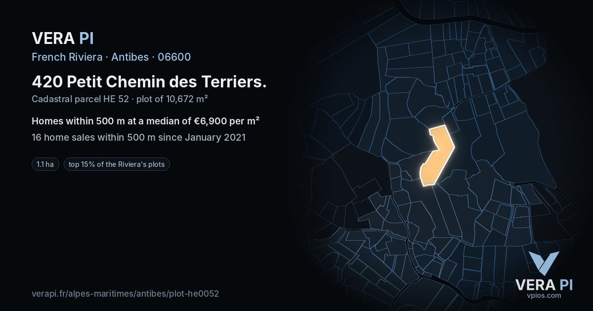 420 Petit Chemin des Terriers, Antibes at night – the plot lit, the parcels around coloured by the prices near them