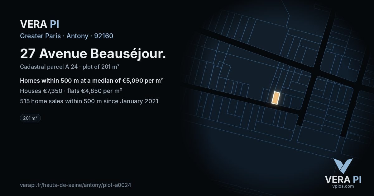 27 Avenue Beauséjour, Antony at night – the plot lit, the parcels around coloured by the prices near them
