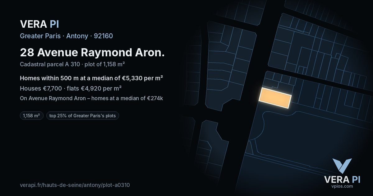 28 Avenue Raymond Aron, Antony at night – the plot lit, the parcels around coloured by the prices near them