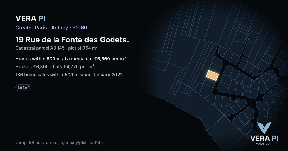 19 Rue de la Fonte des Godets, Antony at night – the plot lit, the parcels around coloured by the prices near them