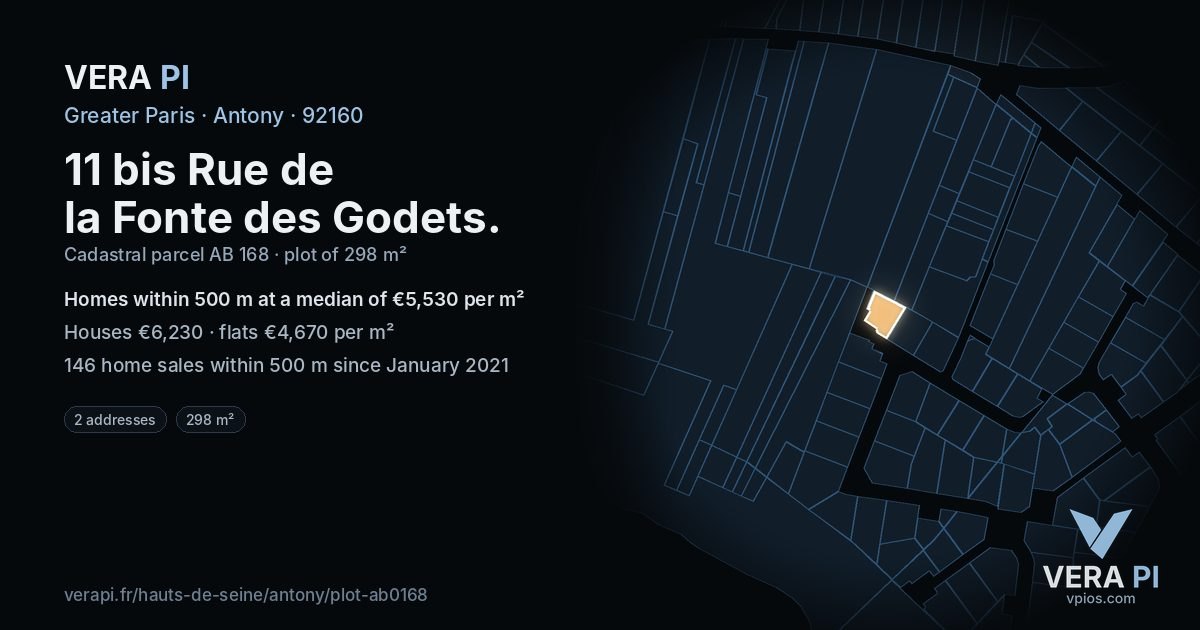 11 bis Rue de la Fonte des Godets, Antony at night – the plot lit, the parcels around coloured by the prices near them