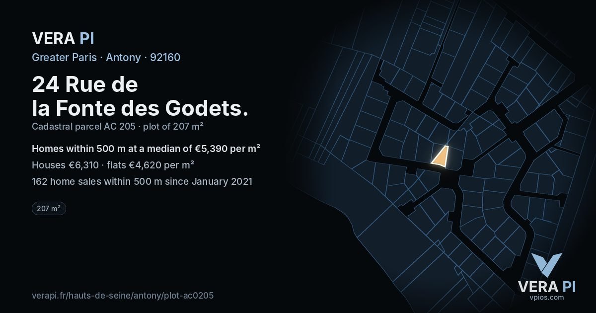 24 Rue de la Fonte des Godets, Antony at night – the plot lit, the parcels around coloured by the prices near them