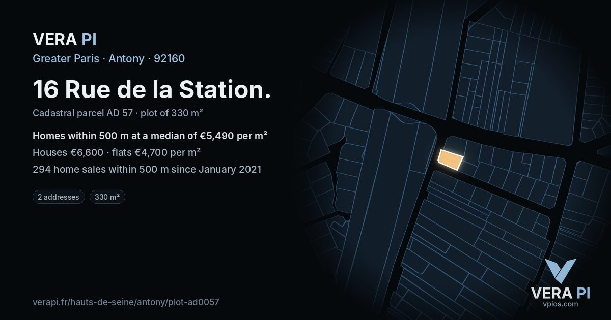 16 Rue de la Station, Antony at night – the plot lit, the parcels around coloured by the prices near them