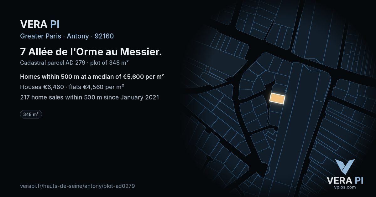 7 Allée de l'Orme au Messier, Antony at night – the plot lit, the parcels around coloured by the prices near them