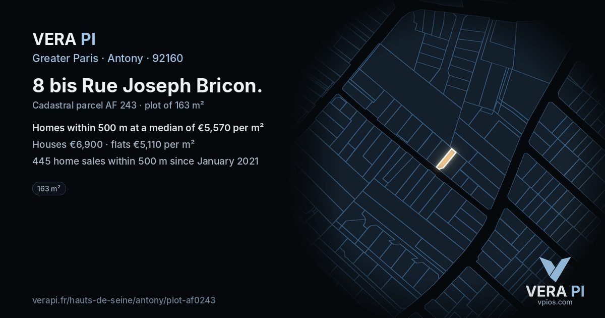 8 bis Rue Joseph Bricon, Antony at night – the plot lit, the parcels around coloured by the prices near them