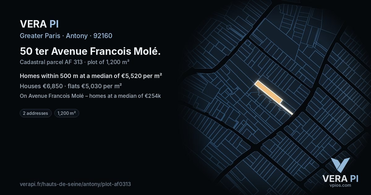 50 ter Avenue Francois Molé, Antony at night – the plot lit, the parcels around coloured by the prices near them