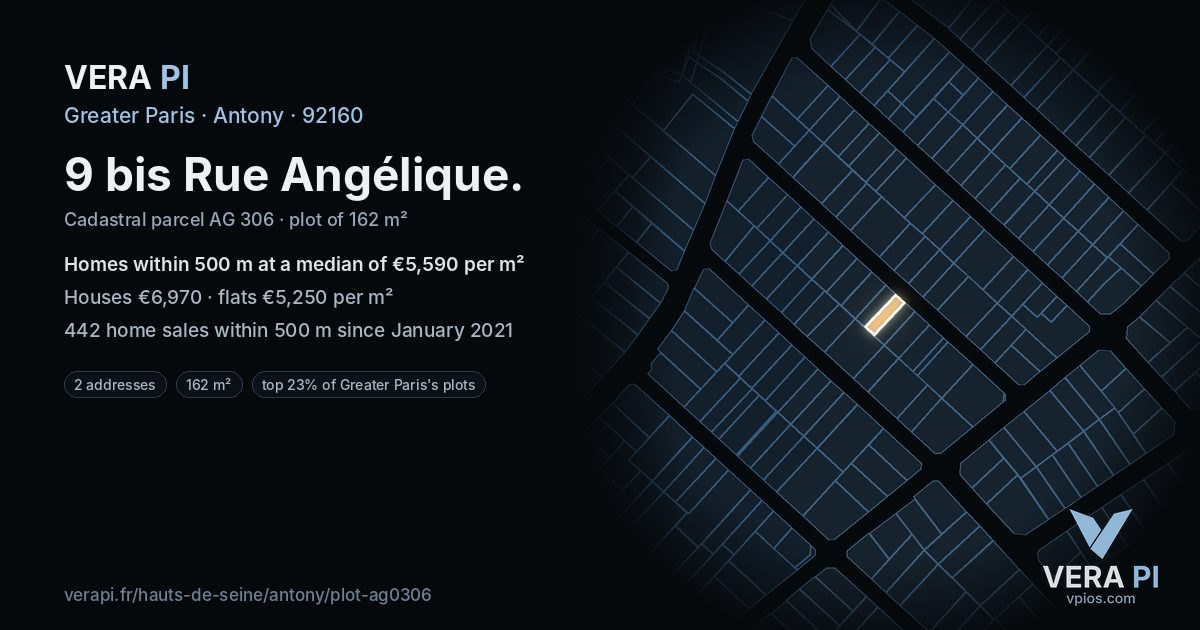 9 bis Rue Angélique, Antony at night – the plot lit, the parcels around coloured by the prices near them