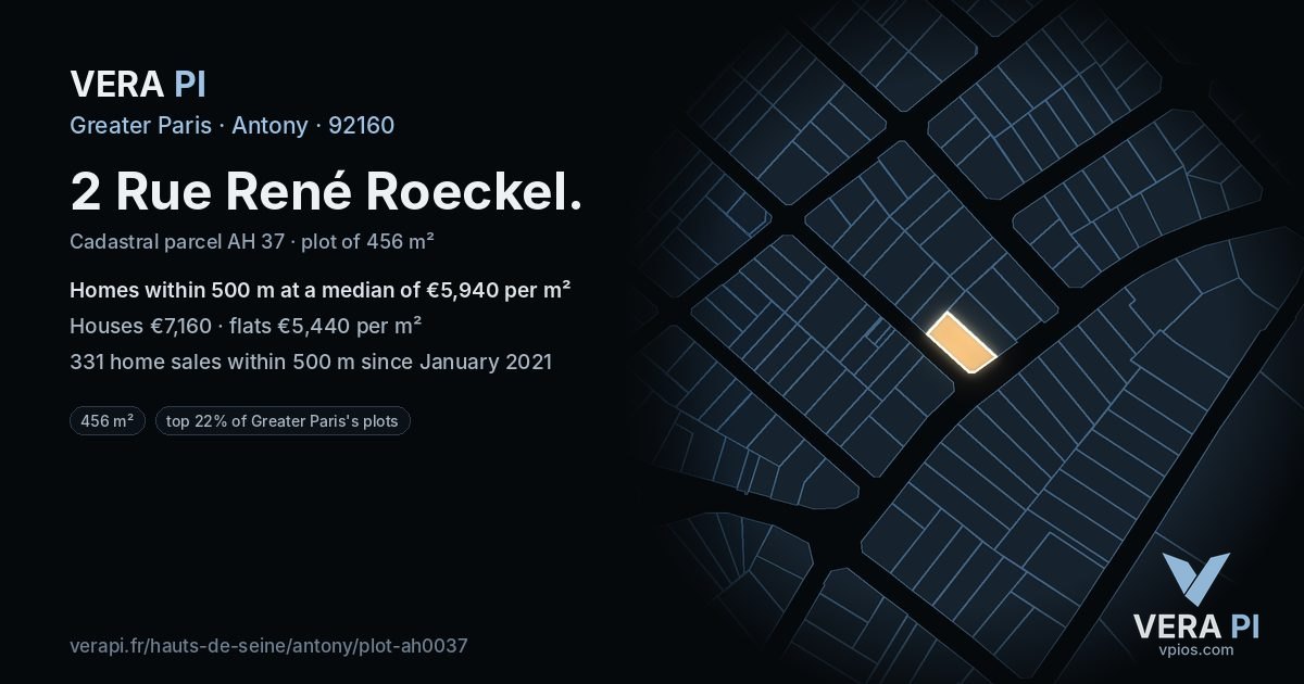 2 Rue René Roeckel, Antony at night – the plot lit, the parcels around coloured by the prices near them