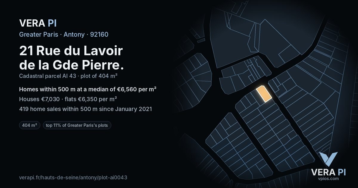 21 Rue du Lavoir de la Gde Pierre, Antony at night – the plot lit, the parcels around coloured by the prices near them
