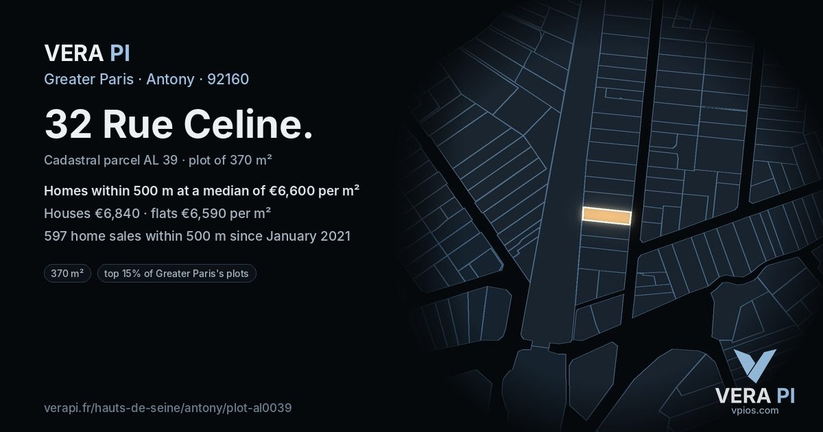 32 Rue Celine, Antony at night – the plot lit, the parcels around coloured by the prices near them