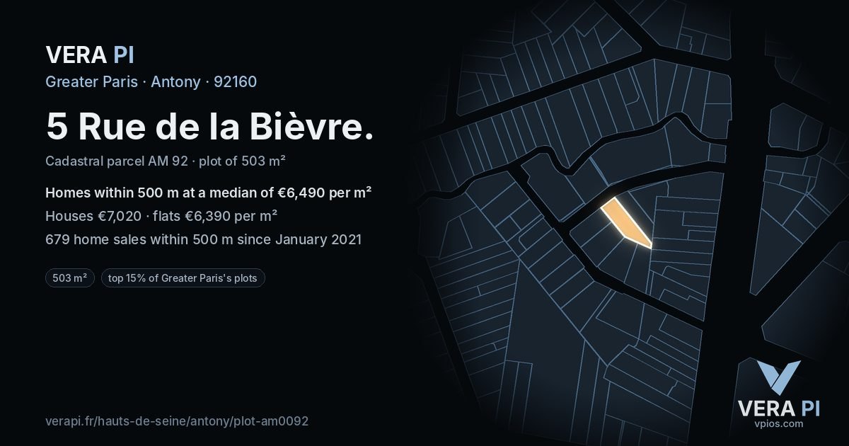 5 Rue de la Bièvre, Antony at night – the plot lit, the parcels around coloured by the prices near them