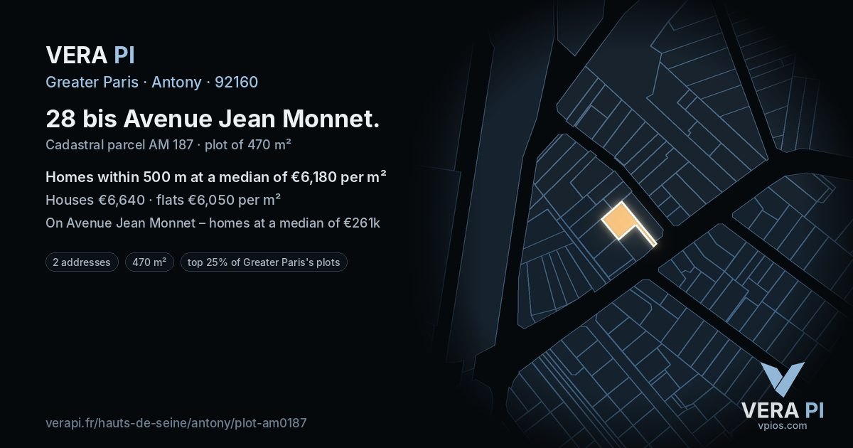 28 bis Avenue Jean Monnet, Antony at night – the plot lit, the parcels around coloured by the prices near them