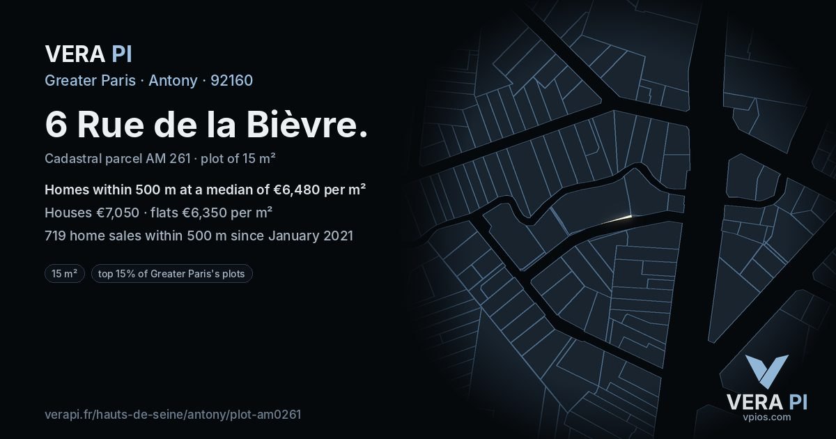 6 Rue de la Bièvre, Antony at night – the plot lit, the parcels around coloured by the prices near them