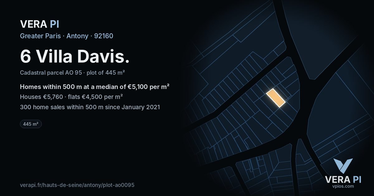 6 Villa Davis, Antony at night – the plot lit, the parcels around coloured by the prices near them