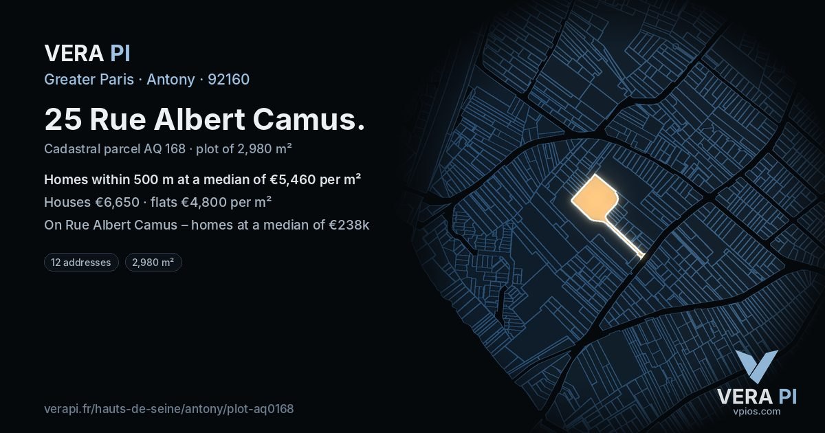 25 Rue Albert Camus, Antony at night – the plot lit, the parcels around coloured by the prices near them