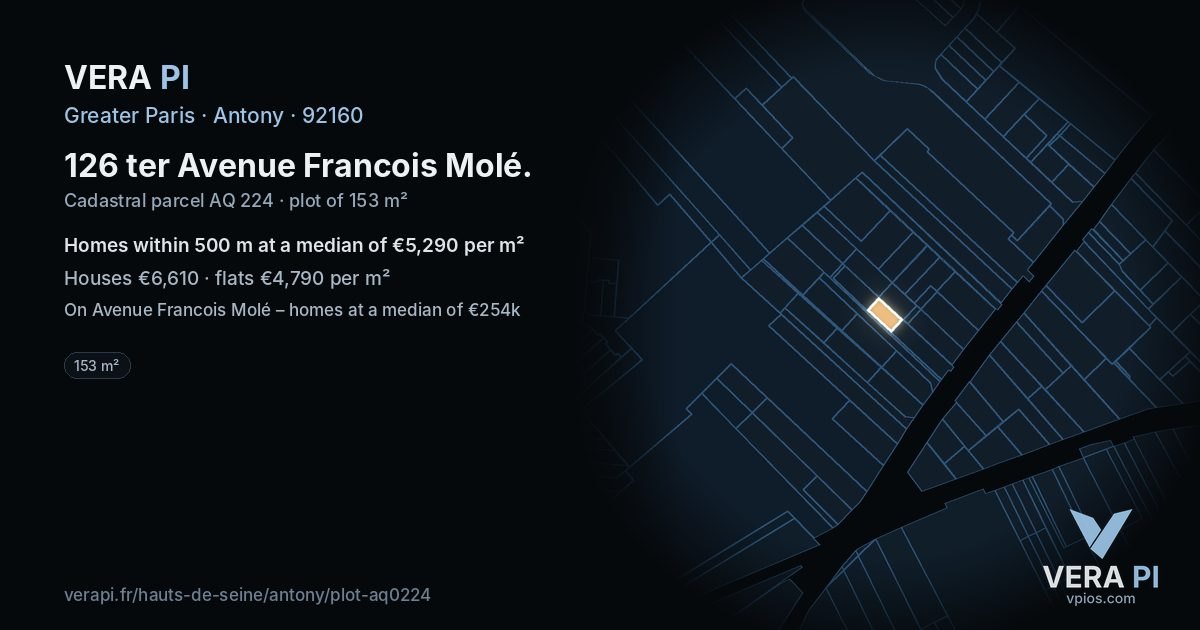 126 ter Avenue Francois Molé, Antony at night – the plot lit, the parcels around coloured by the prices near them