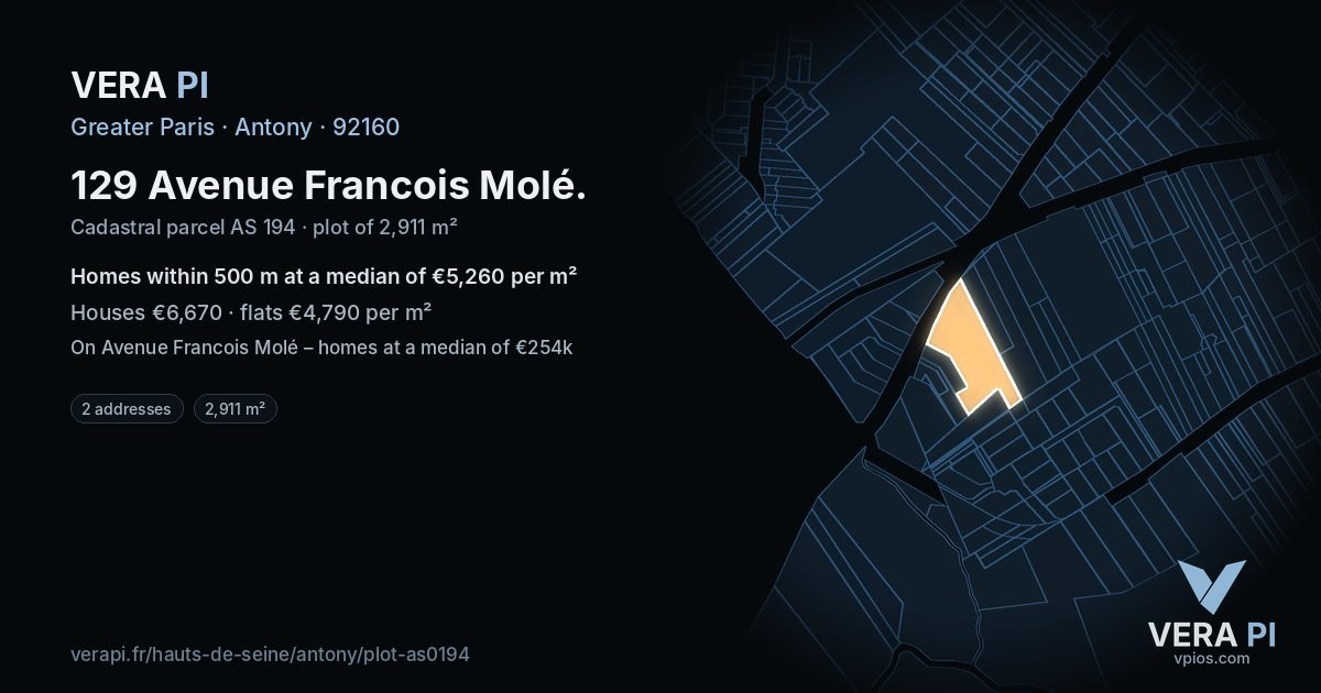 129 Avenue Francois Molé, Antony at night – the plot lit, the parcels around coloured by the prices near them