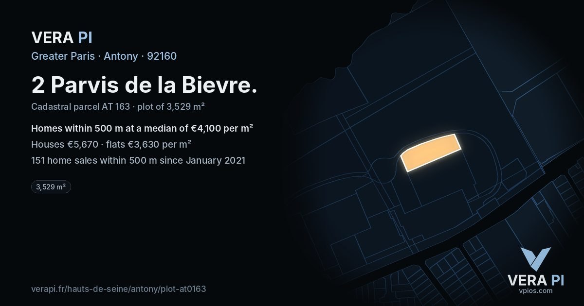2 Parvis de la Bievre, Antony at night – the plot lit, the parcels around coloured by the prices near them
