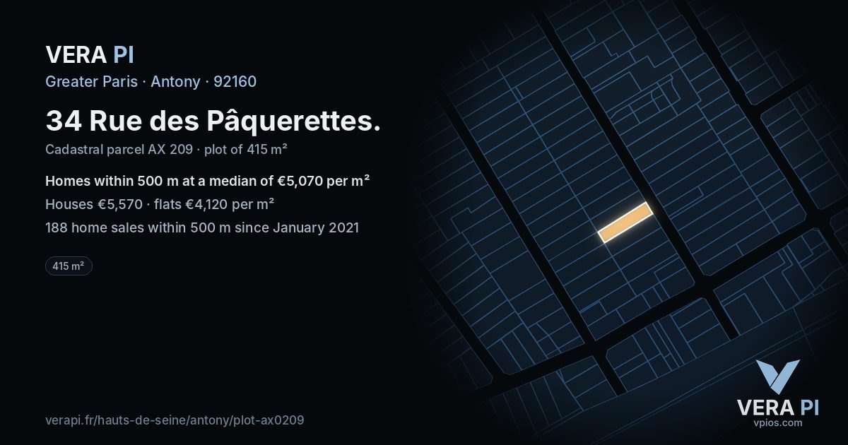 34 Rue des Pâquerettes, Antony at night – the plot lit, the parcels around coloured by the prices near them