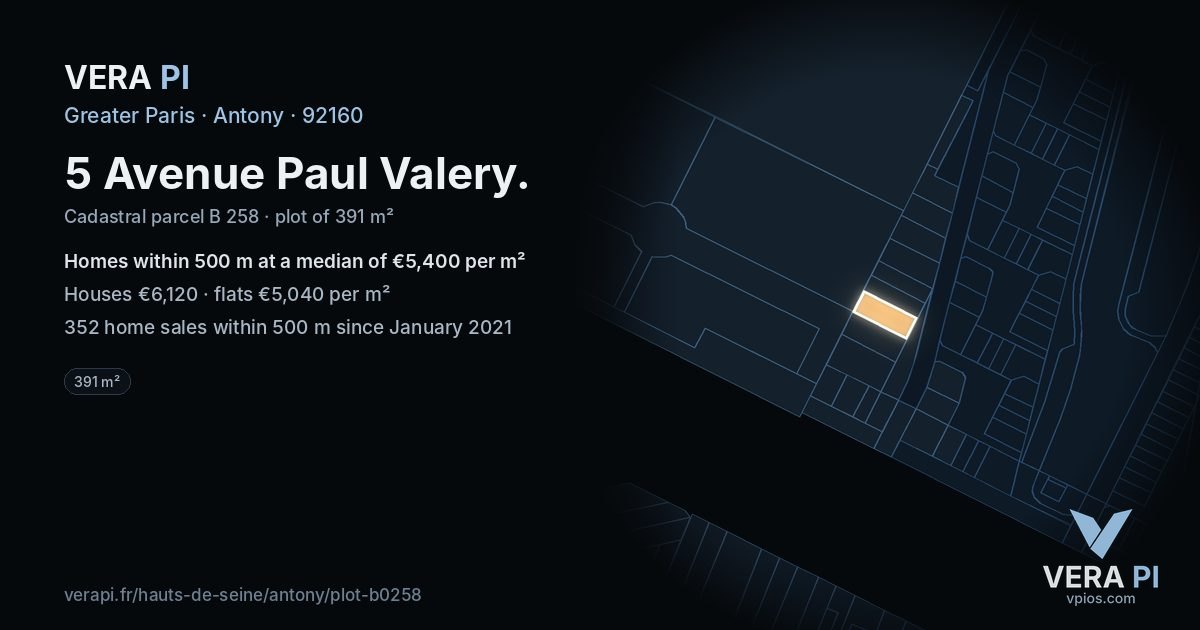 5 Avenue Paul Valery, Antony at night – the plot lit, the parcels around coloured by the prices near them