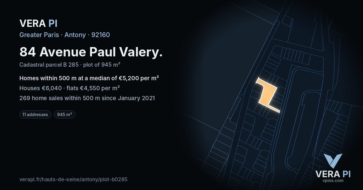 84 Avenue Paul Valery, Antony at night – the plot lit, the parcels around coloured by the prices near them