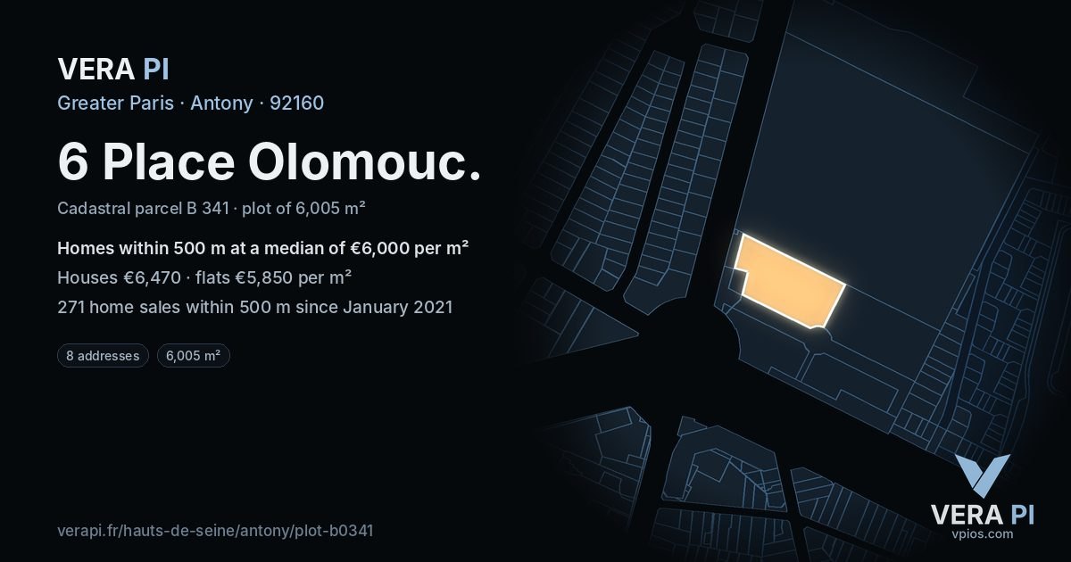 6 Place Olomouc, Antony at night – the plot lit, the parcels around coloured by the prices near them