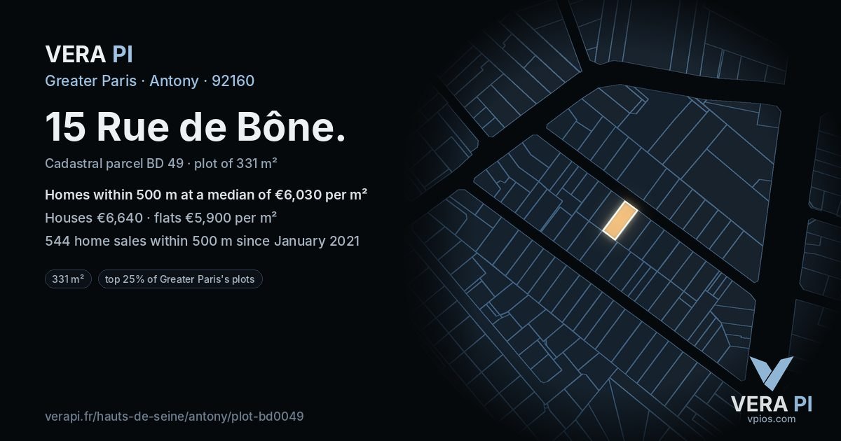 15 Rue de Bône, Antony at night – the plot lit, the parcels around coloured by the prices near them