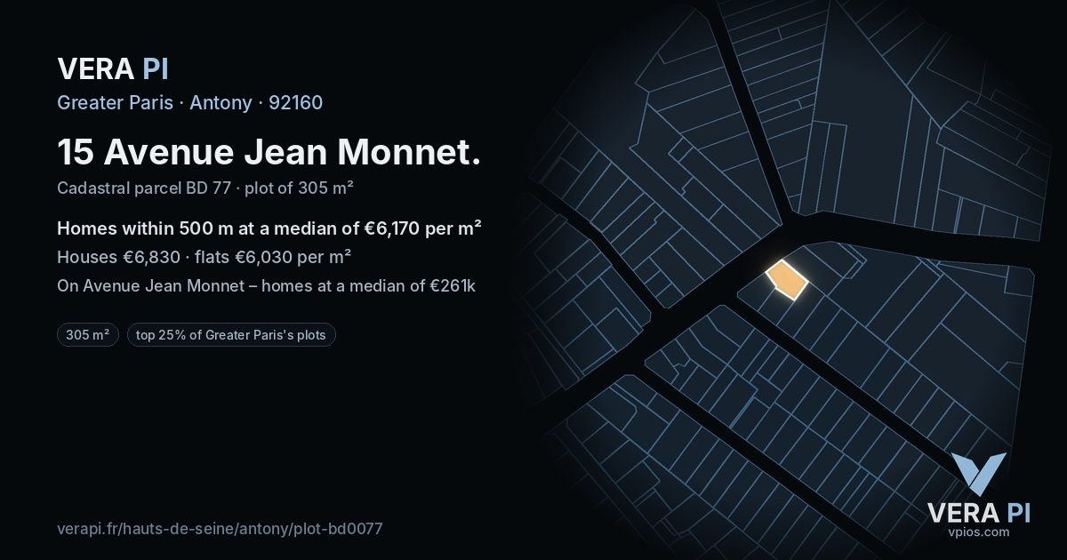 15 Avenue Jean Monnet, Antony at night – the plot lit, the parcels around coloured by the prices near them