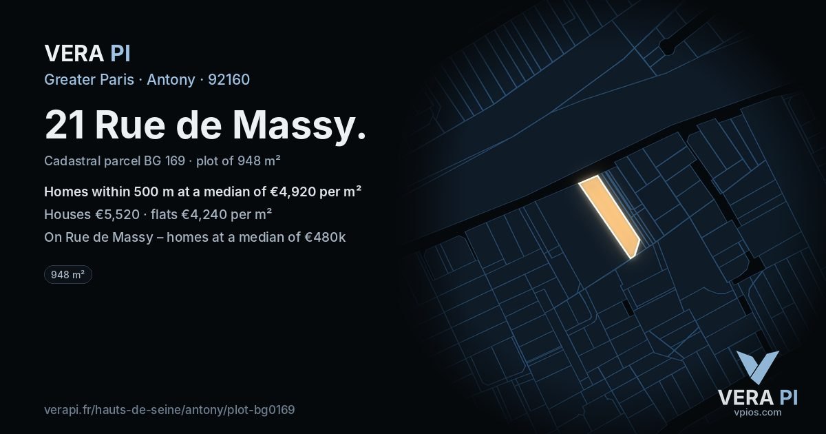 21 Rue de Massy, Antony at night – the plot lit, the parcels around coloured by the prices near them