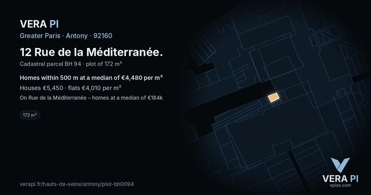 12 Rue de la Méditerranée, Antony at night – the plot lit, the parcels around coloured by the prices near them