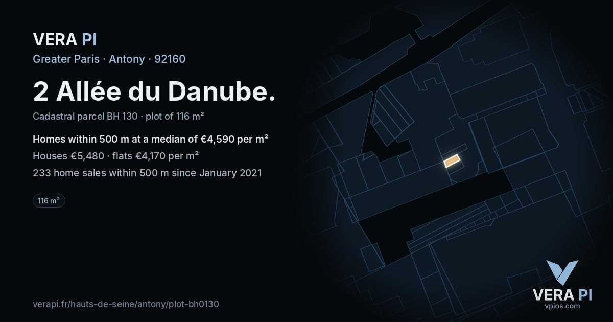 2 Allée du Danube, Antony at night – the plot lit, the parcels around coloured by the prices near them