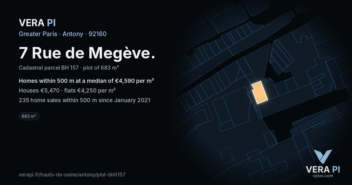 7 Rue de Megève, Antony at night – the plot lit, the parcels around coloured by the prices near them