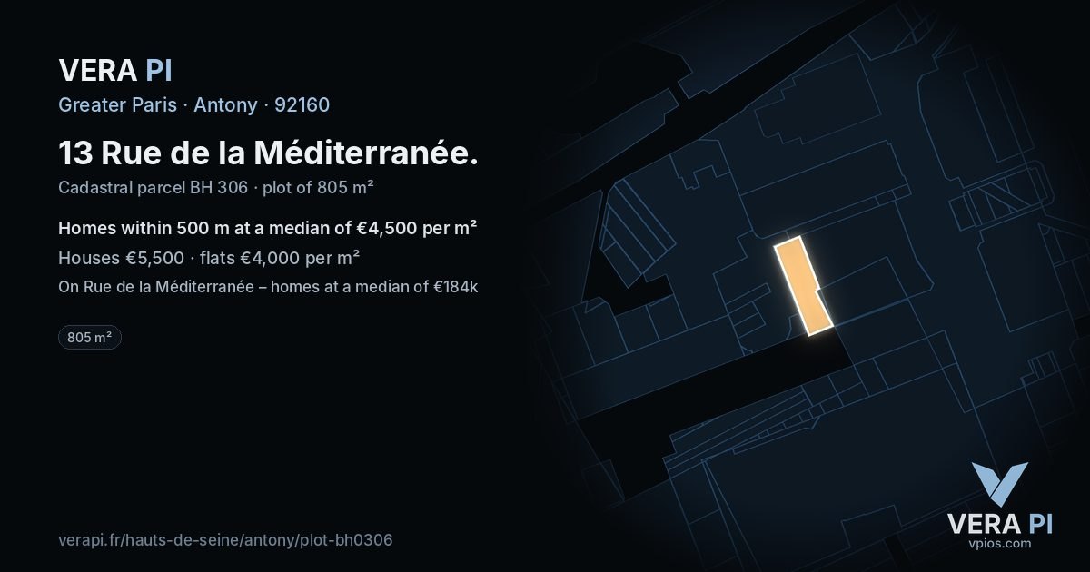 13 Rue de la Méditerranée, Antony at night – the plot lit, the parcels around coloured by the prices near them