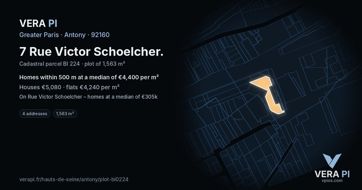 7 Rue Victor Schoelcher, Antony at night – the plot lit, the parcels around coloured by the prices near them