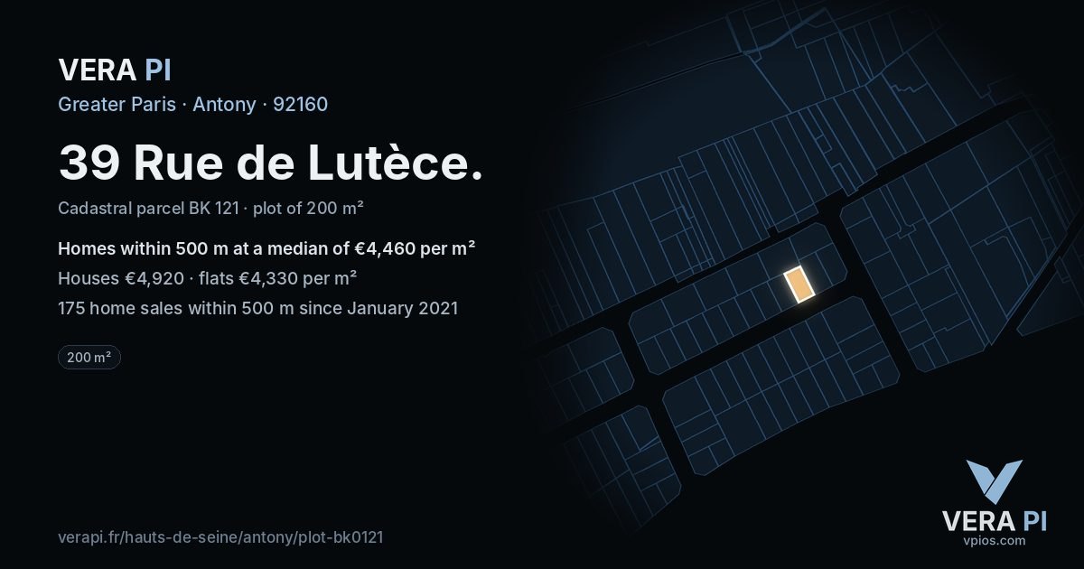 39 Rue de Lutèce, Antony at night – the plot lit, the parcels around coloured by the prices near them