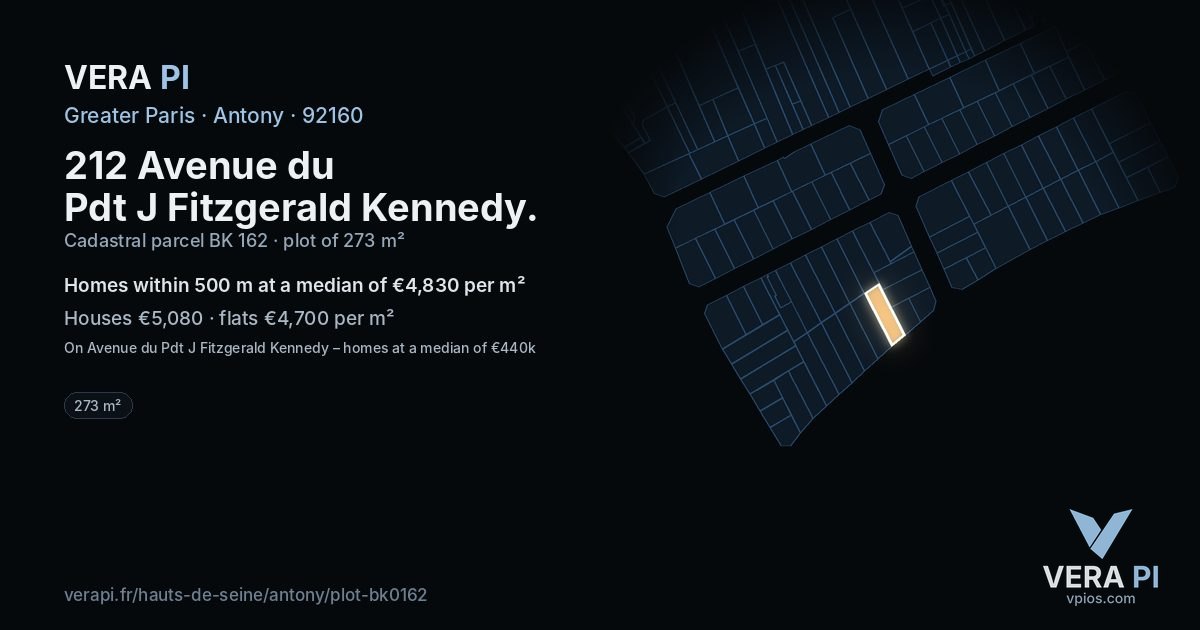 212 Avenue du Pdt J Fitzgerald Kennedy, Antony at night – the plot lit, the parcels around coloured by the prices near them