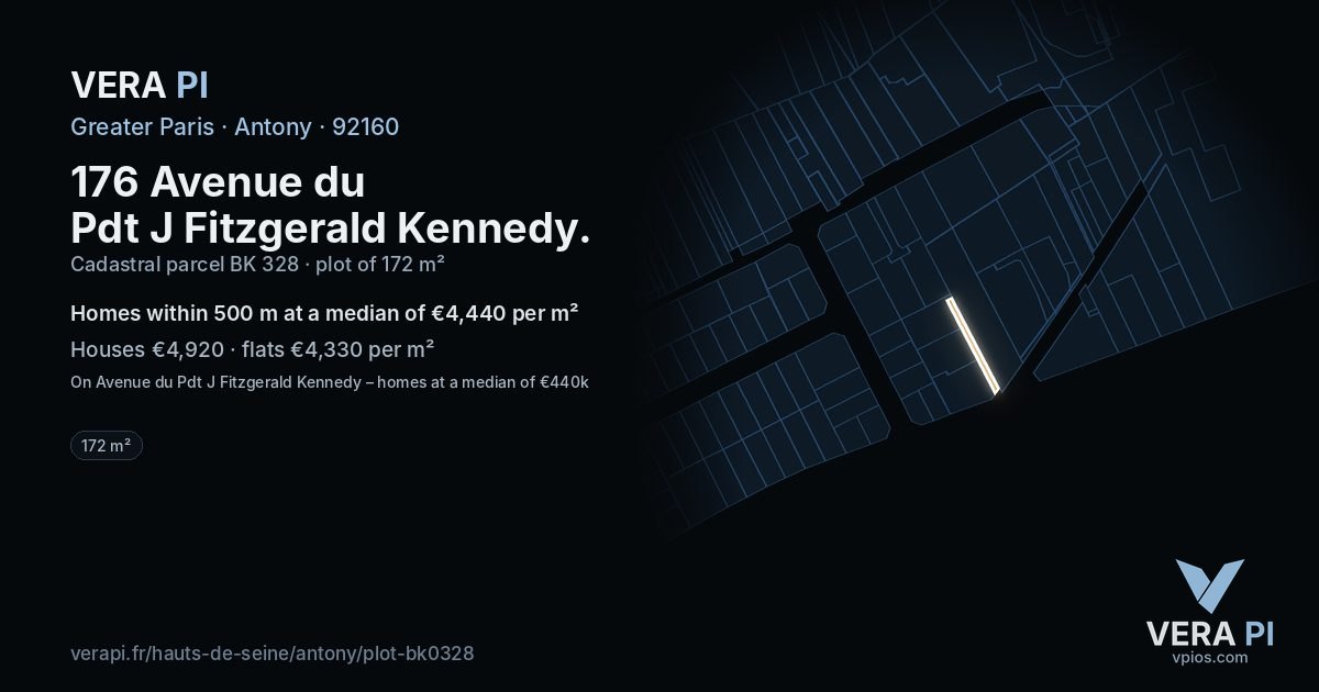 176 Avenue du Pdt J Fitzgerald Kennedy, Antony at night – the plot lit, the parcels around coloured by the prices near them