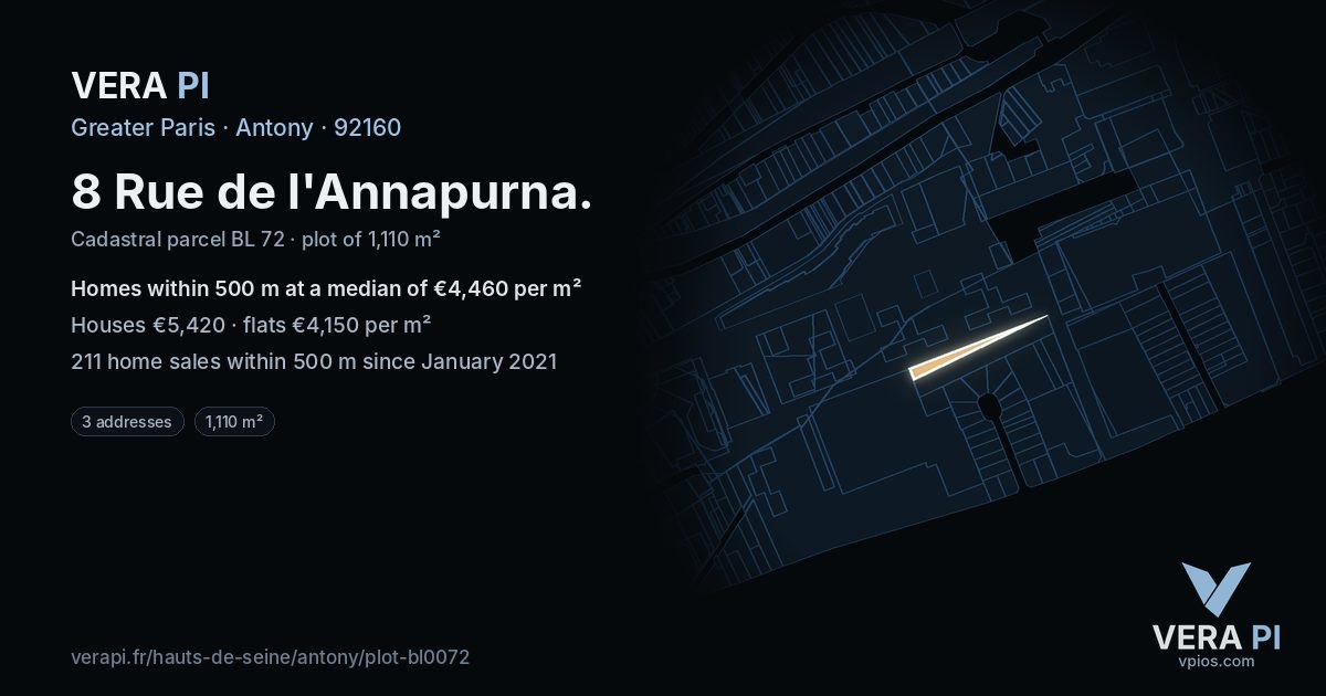 8 Rue de l'Annapurna, Antony at night – the plot lit, the parcels around coloured by the prices near them