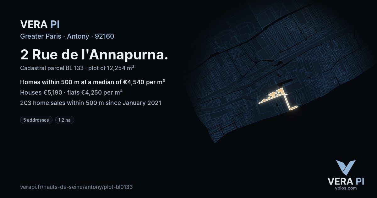 2 Rue de l'Annapurna, Antony at night – the plot lit, the parcels around coloured by the prices near them