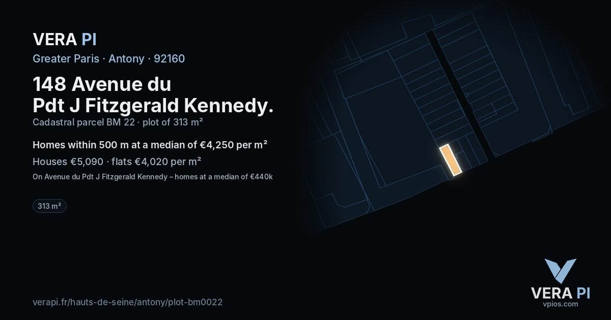 148 Avenue du Pdt J Fitzgerald Kennedy, Antony at night – the plot lit, the parcels around coloured by the prices near them