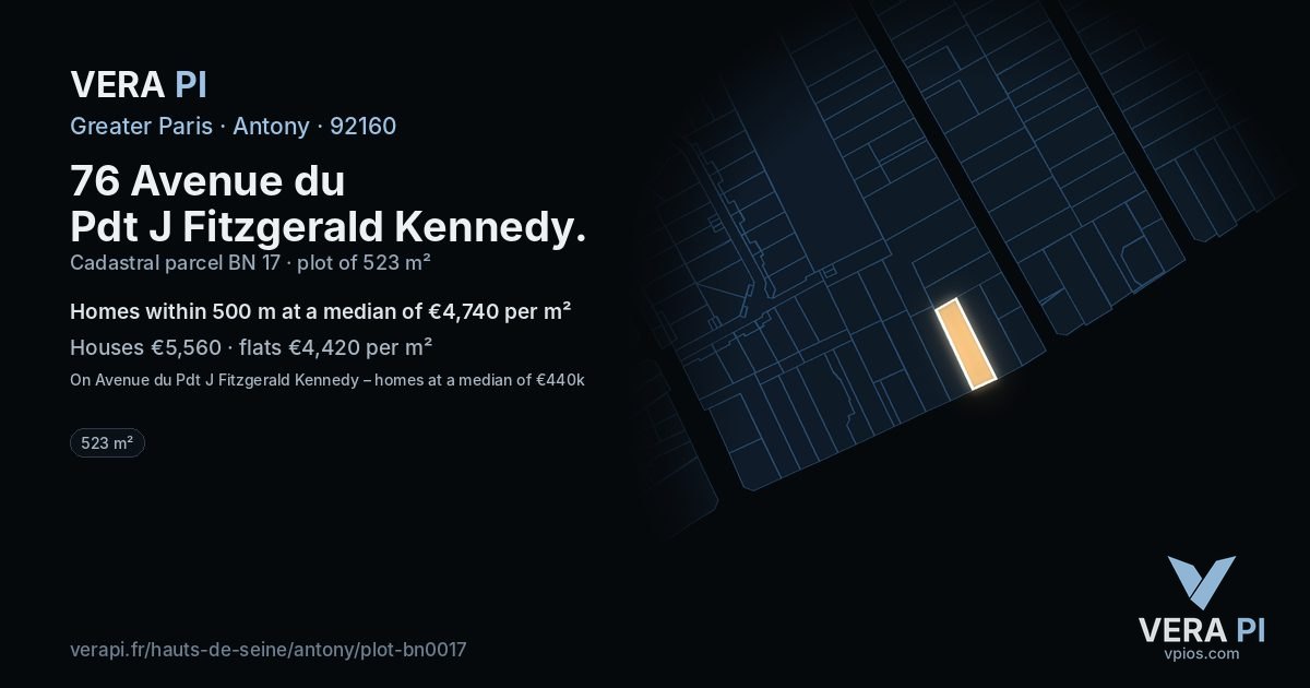 76 Avenue du Pdt J Fitzgerald Kennedy, Antony at night – the plot lit, the parcels around coloured by the prices near them