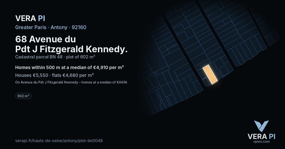 68 Avenue du Pdt J Fitzgerald Kennedy, Antony at night – the plot lit, the parcels around coloured by the prices near them