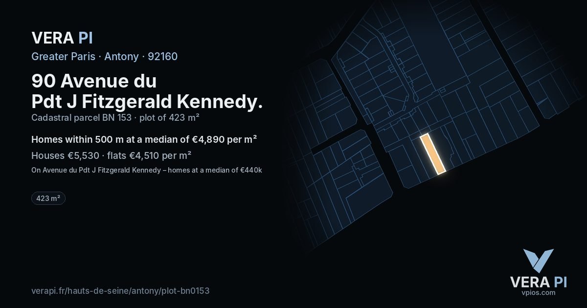 90 Avenue du Pdt J Fitzgerald Kennedy, Antony at night – the plot lit, the parcels around coloured by the prices near them