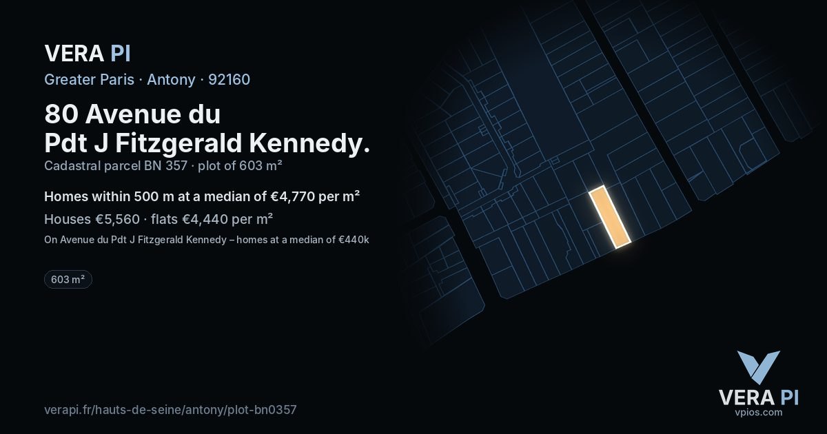 80 Avenue du Pdt J Fitzgerald Kennedy, Antony at night – the plot lit, the parcels around coloured by the prices near them