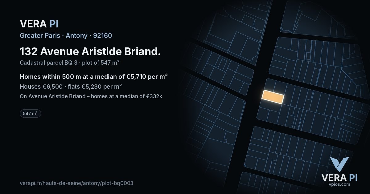 132 Avenue Aristide Briand, Antony at night – the plot lit, the parcels around coloured by the prices near them