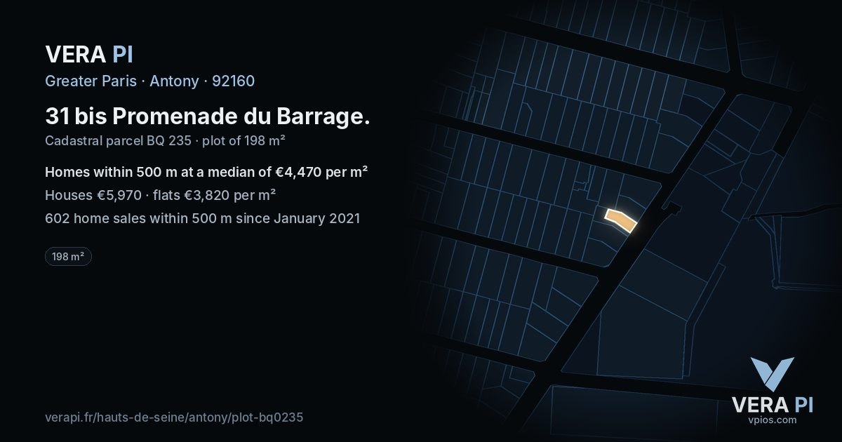 31 bis Promenade du Barrage, Antony at night – the plot lit, the parcels around coloured by the prices near them