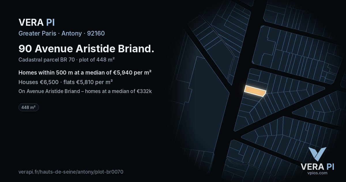 90 Avenue Aristide Briand, Antony at night – the plot lit, the parcels around coloured by the prices near them