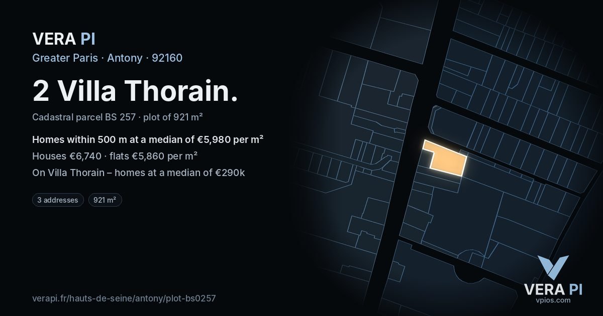 2 Villa Thorain, Antony at night – the plot lit, the parcels around coloured by the prices near them